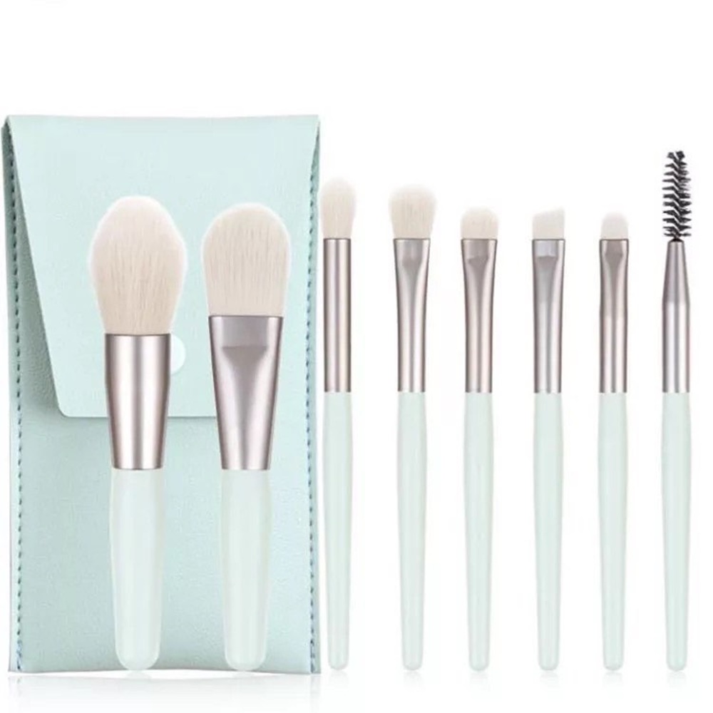 Travel size brushes